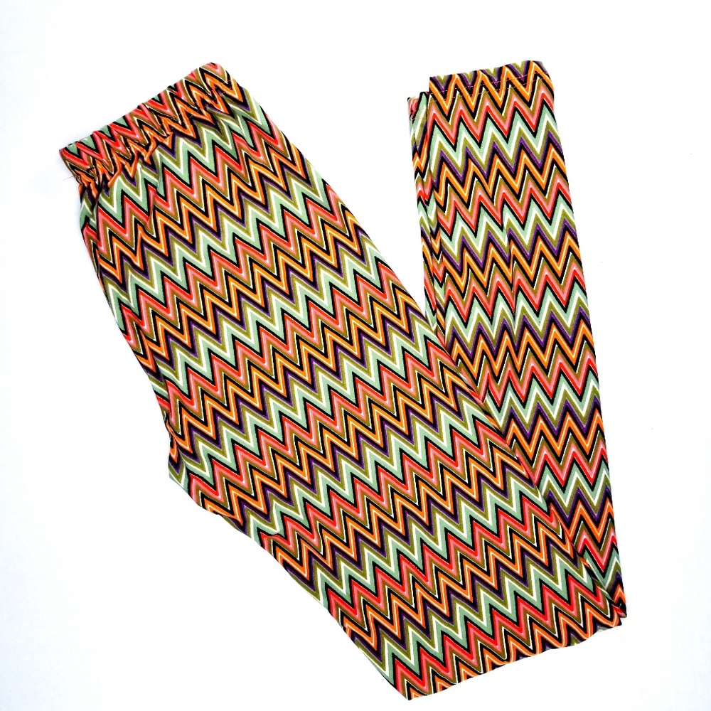 Soft Leggings (zig zag print)